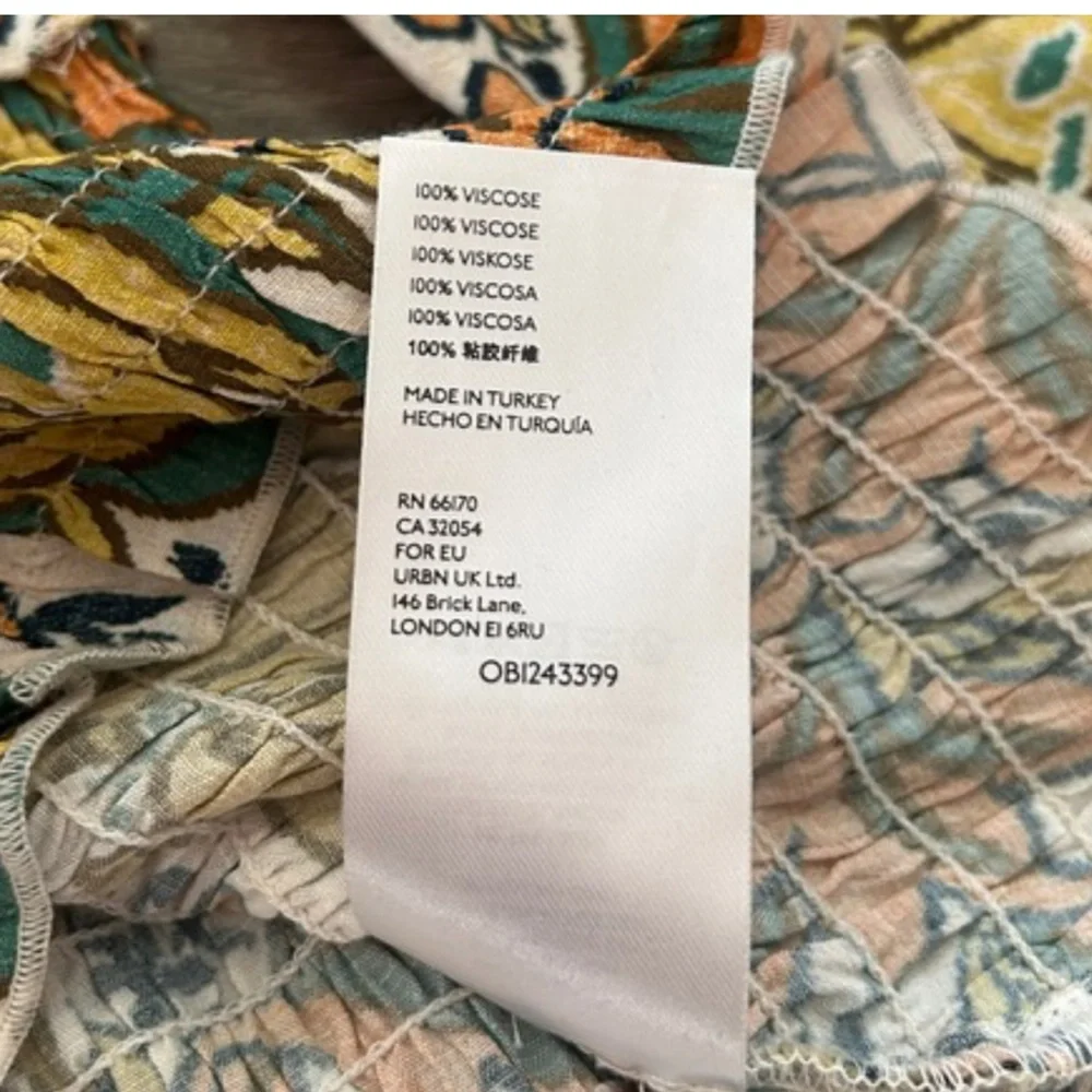 Anthropologie Rayna Smocked Floral Print Puff Sleeve Blouse | Size XS | NWOT